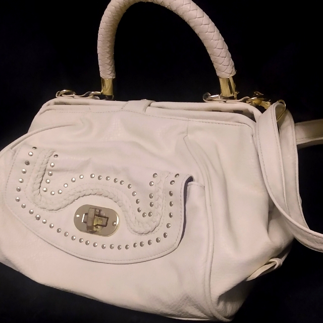 Olivia And Joy Cream/White Purse Leather